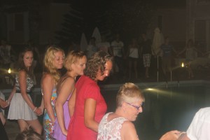 her er jeg selv i full action i dans rundt bassenget 